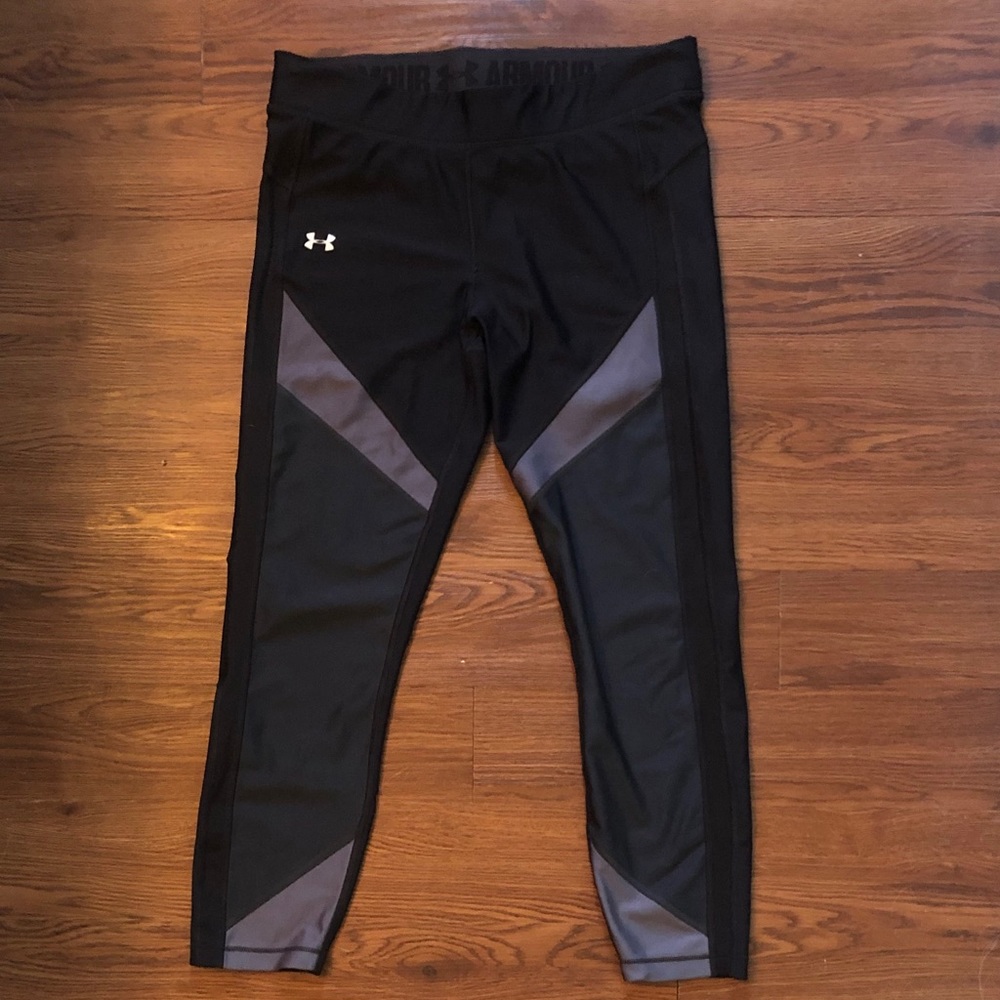 Under Armor Crop Leggings